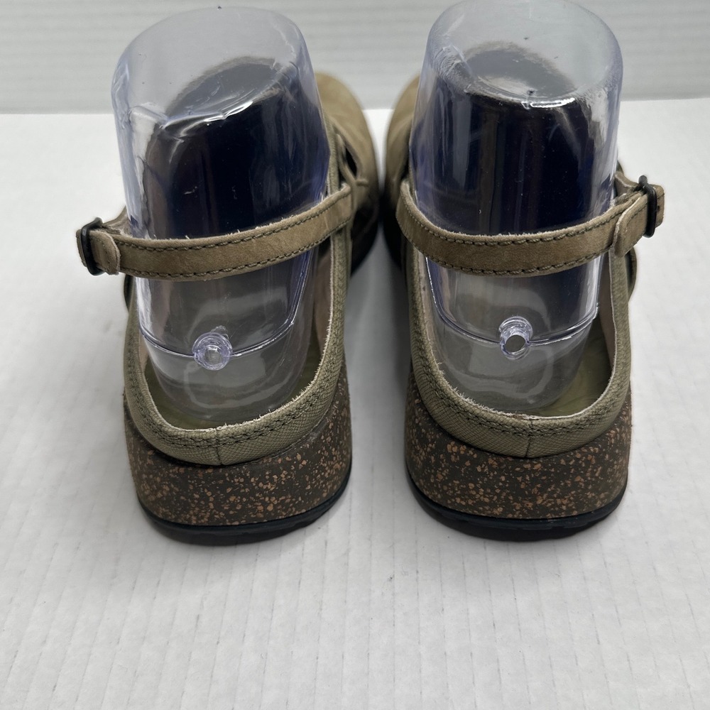 Teva Ventura Women's Clogs Sz 7 Tan Nubuck Suede Sling Back Adj.‎ Strap Casual - Picture 5 of 8